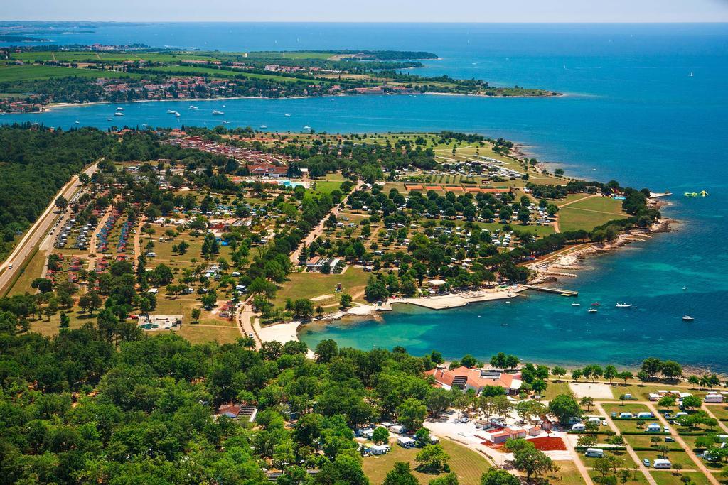 Mobile Homes Premium Vista Mare Park Umag By Camp4You Exterior photo