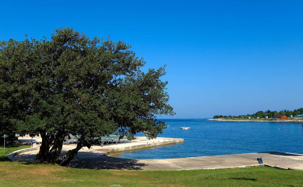 Mobile Homes Premium Vista Mare Park Umag By Camp4You Exterior photo