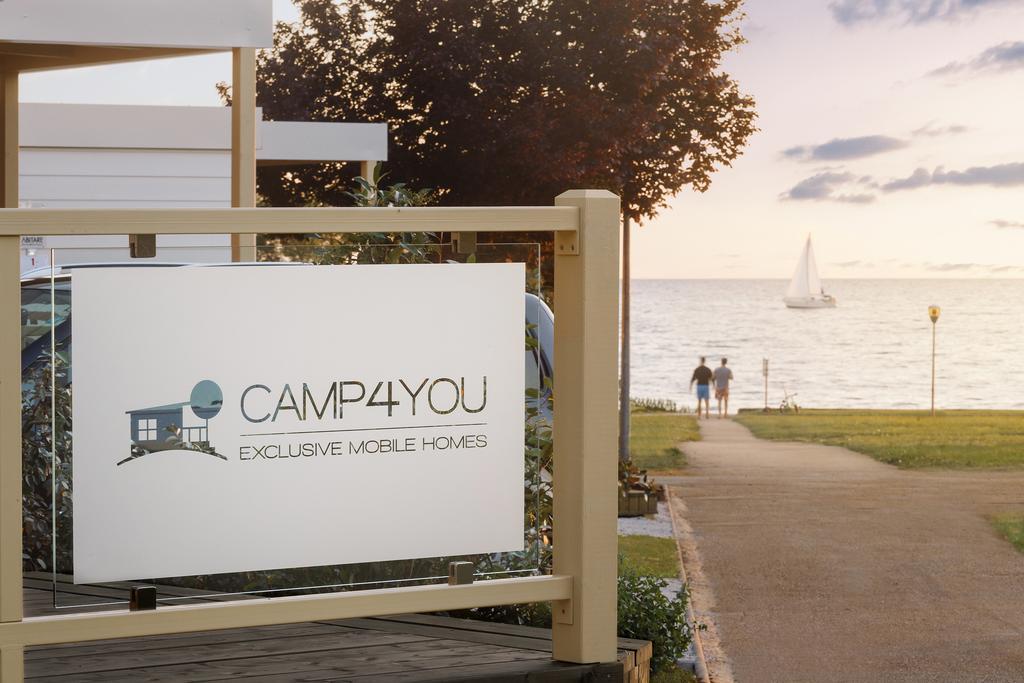 Mobile Homes Premium Vista Mare Park Umag By Camp4You Exterior photo